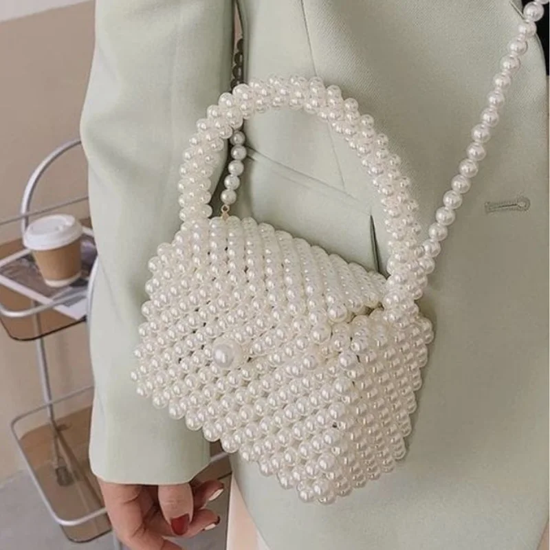 حقيبة اللؤلؤ الفاخرة – لمسة من الأناقة اليومية