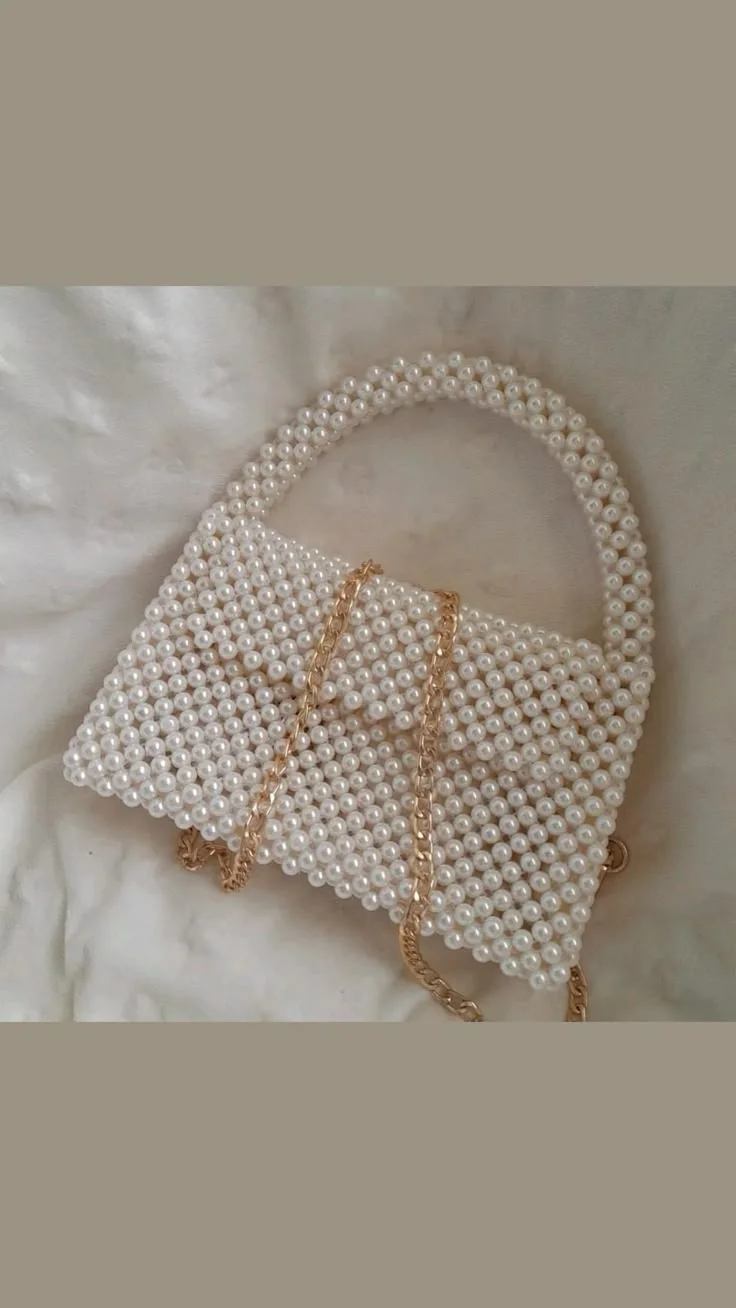 حقيبة اللؤلؤ الفاخرة – لمسة من الأناقة اليومية