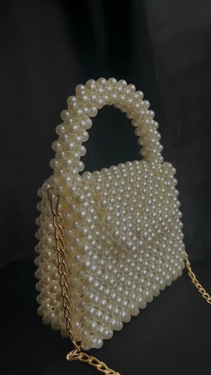 حقيبة اللؤلؤ الفاخرة – لمسة من الأناقة اليومية