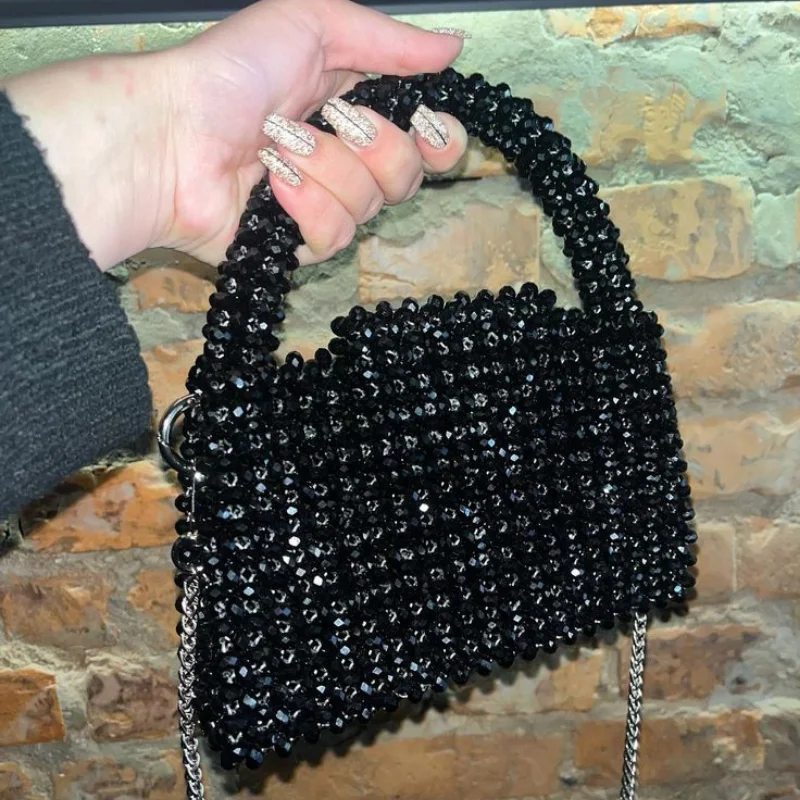 حقيبة الكريستال الحر – لمسة فخامة لا تقاوم