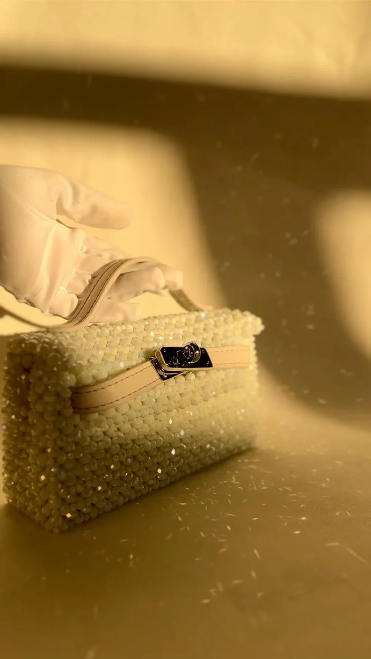 Monaco Luxe: تألق الفخامة في حقيبة واحدة