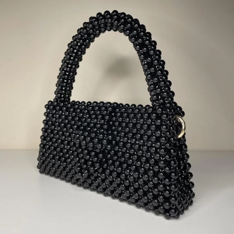 حقيبة اللؤلؤ الفاخرة – لمسة من الأناقة اليومية