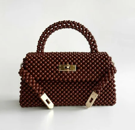 Monaco Luxe: تألق الفخامة في حقيبة واحدة