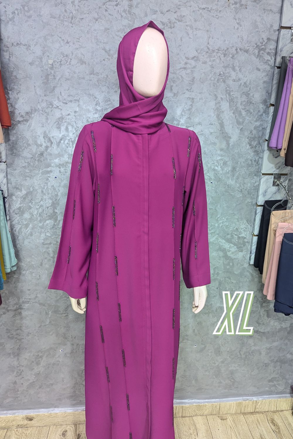 عباية زهرة بالعقيق