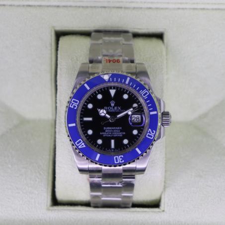 Rolex Submariner Date