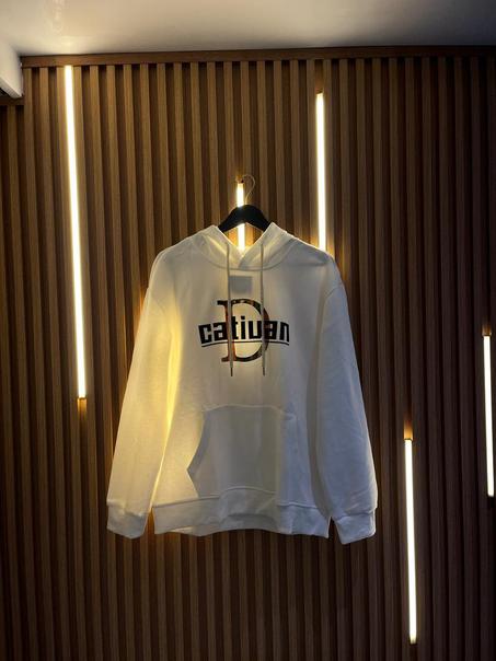 🌙 هودي عصري بتصميم أنيق، مثالي للإطلالات اليومية والمناسبات الخاصة و مناسب للعيد