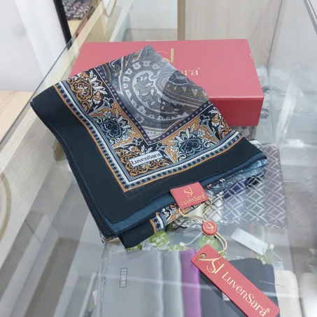 CHALE LUVENSARA MOUSSLINE 04/M01