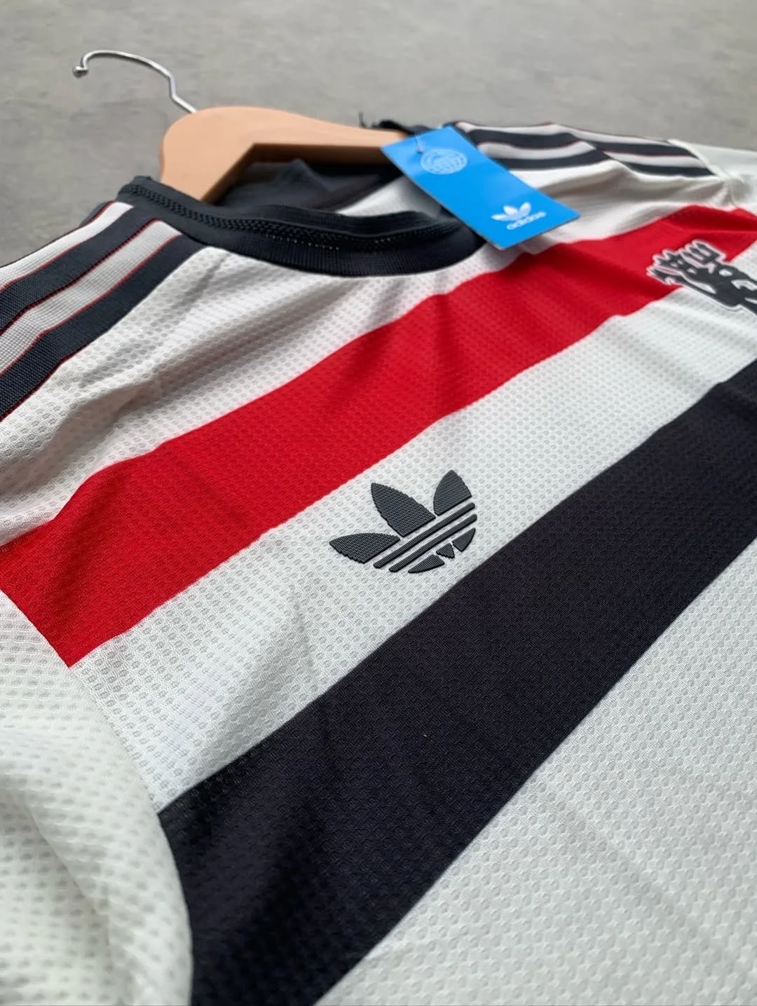 Manchester United 24/25 Snapdragon Away Jersey
