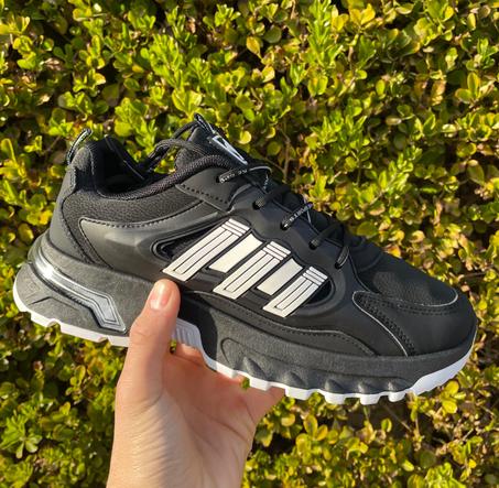 سبرديلة جودة عالية من تصميم اديداس