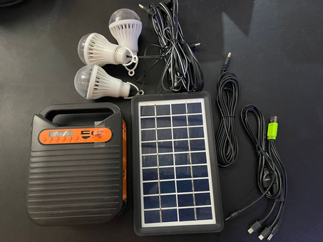 مولد الطاقة الشمسية المحمول-Portable solar generator