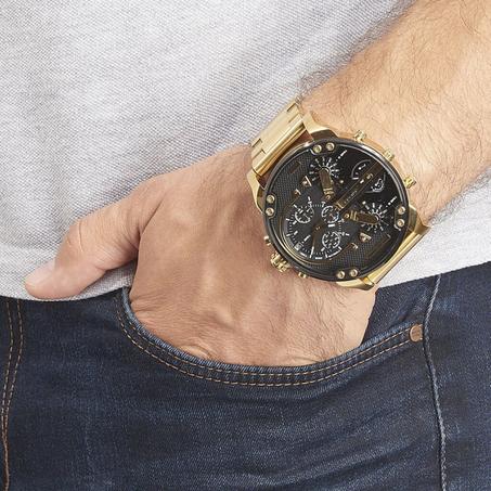 DIESEL Watch الساعة الراقية والفاخرة