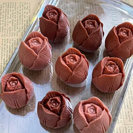 توزيعات زهرة التوليب