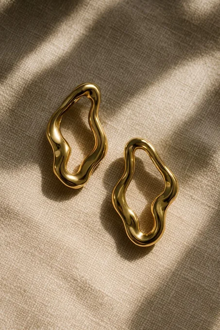 Boucles d’oreilles simples et élégantes