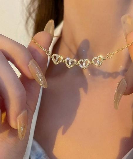 Collier Trèfle En Forme De Cœur : Chance Et Amour