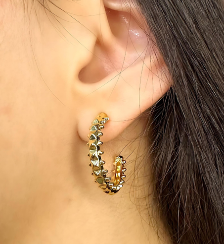 Boucles d'oreilles C l a s h