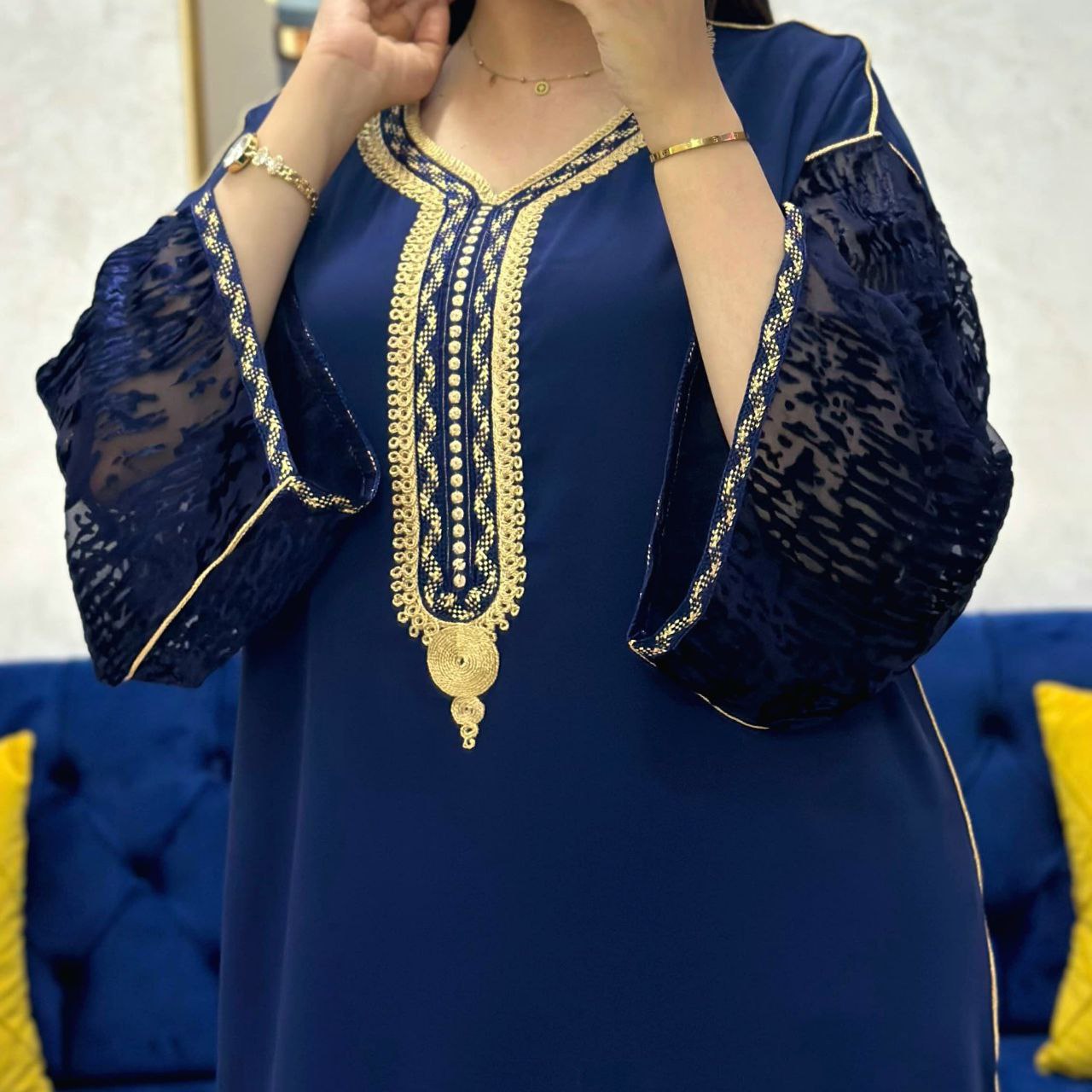 قندورة مخزنية