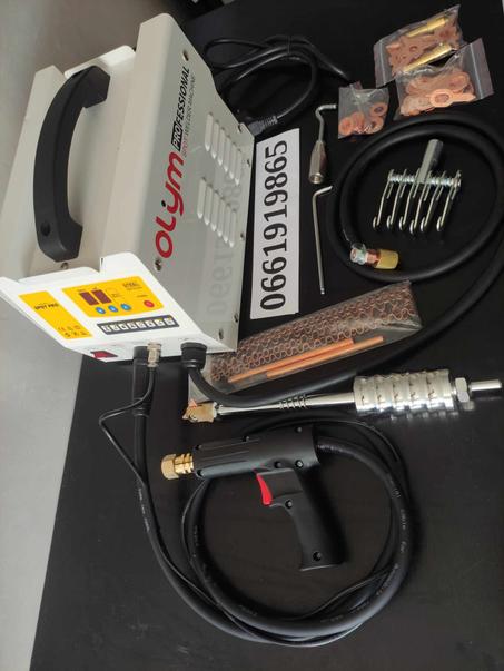 آلة إصلاح الإعوجاج في هيكل السيارة