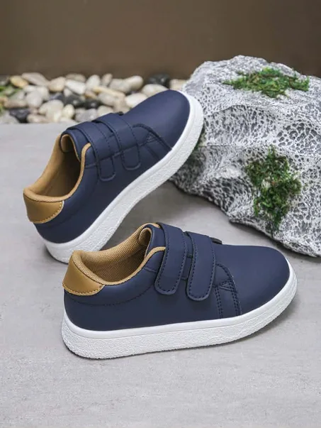 أحدية أطفال