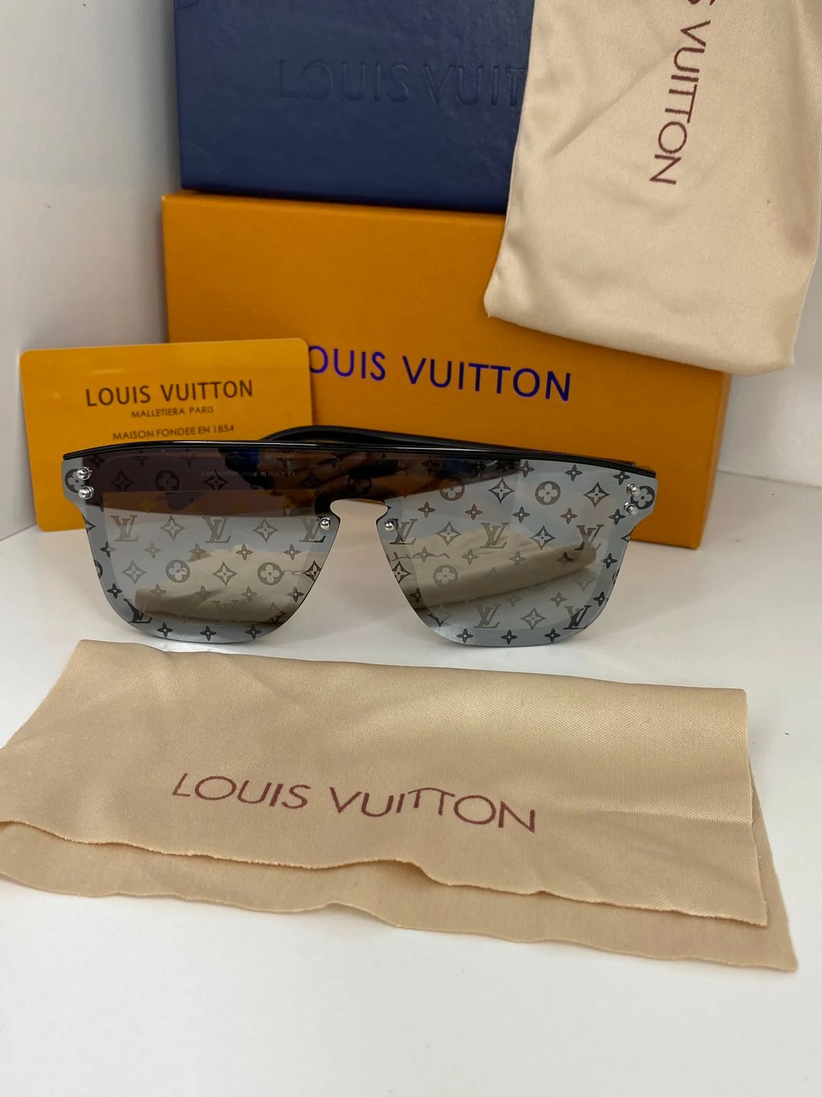 Lunette lv