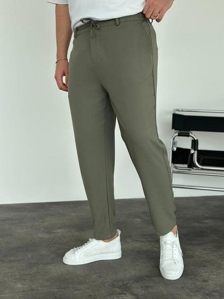 أناقة الرجال 2025: أحدث موديلات السراويل الرجالية