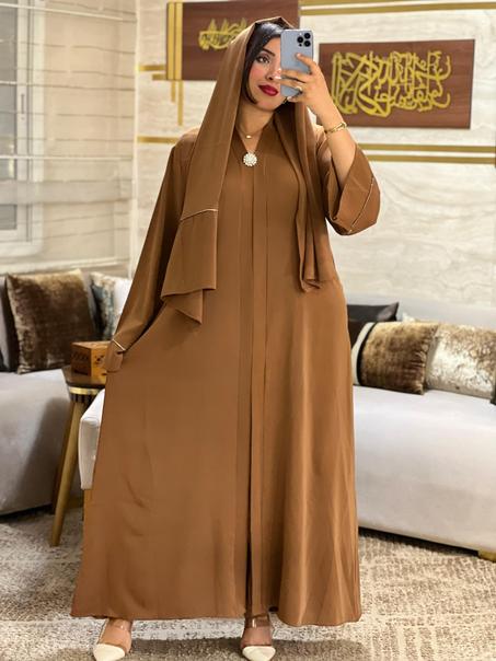 عباية راقية بألوان ملكية فاخرة
