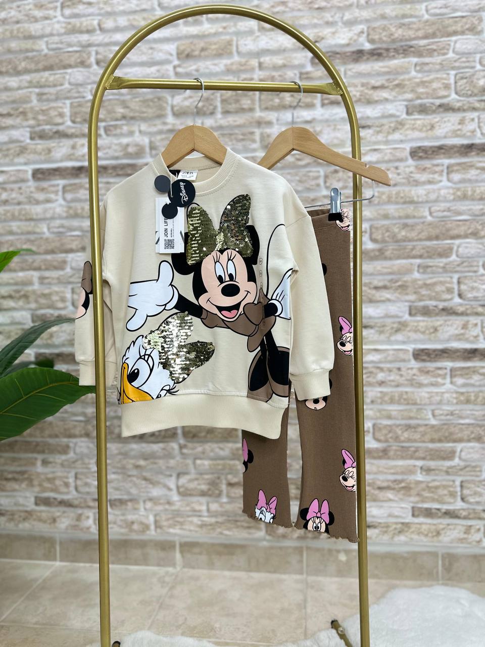 طقم Minnie Mouse – إطلالة مميزة للبنات