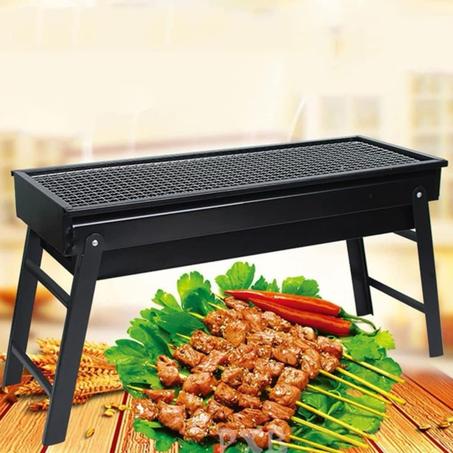 *Barbecue Portable en Métal - Idéal pour vos Grillades en Plein Air !*