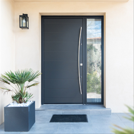 أبواب خارجية