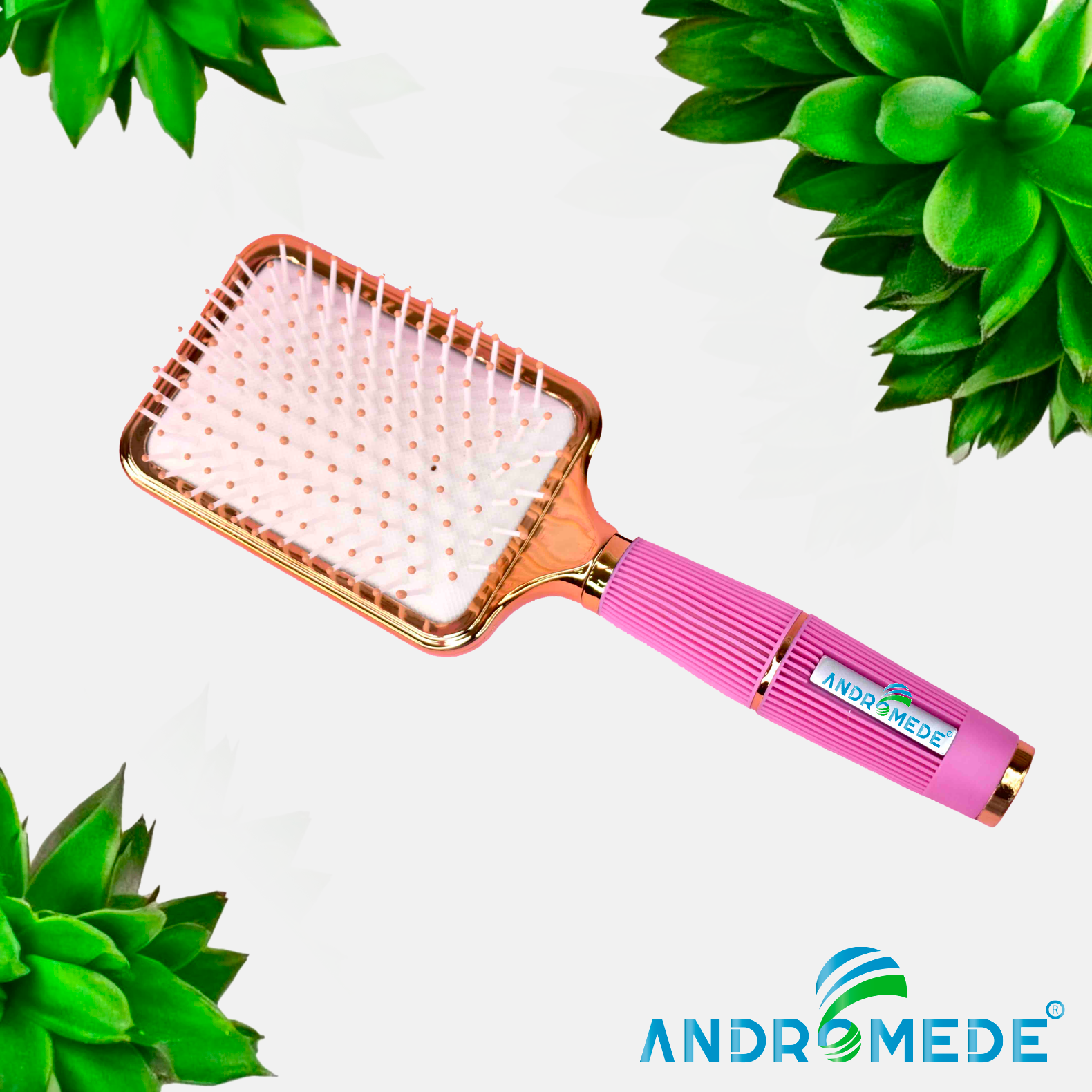 Brosse à cheveux rectangulaire composé de poils en nylon .