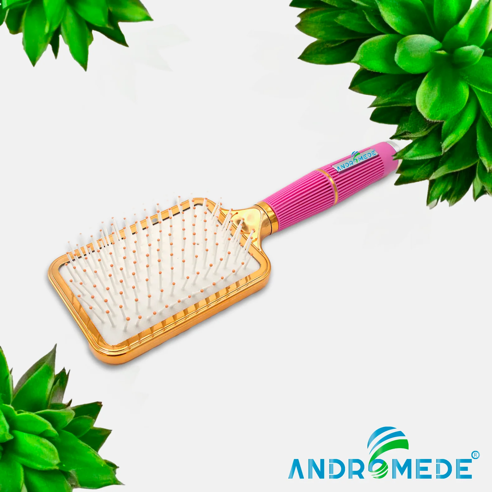 Brosse à cheveux rectangulaire composé de poils en nylon .