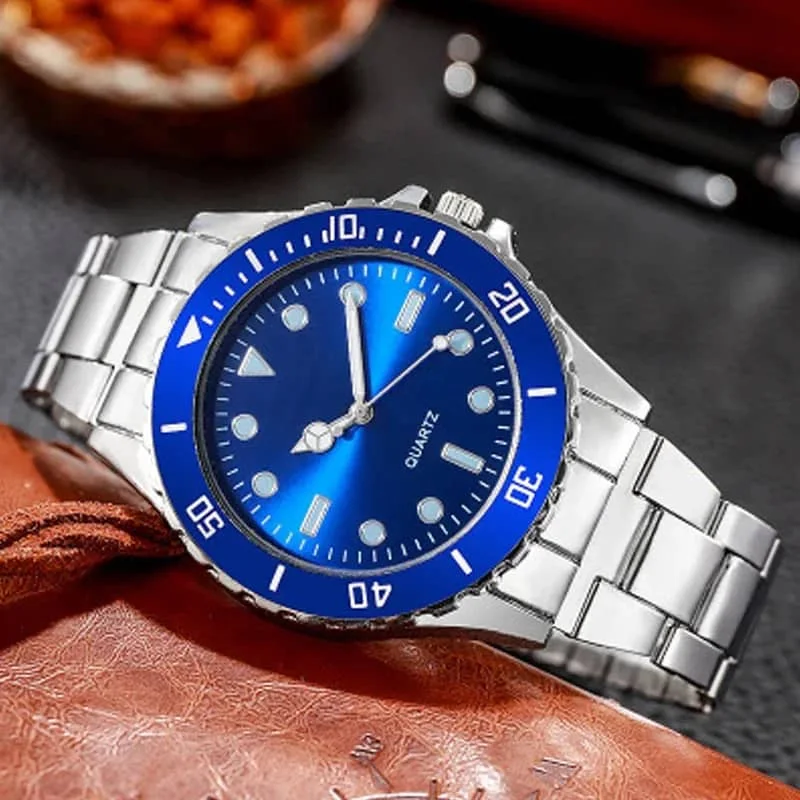 Montre analogique à quartz pour hommes d