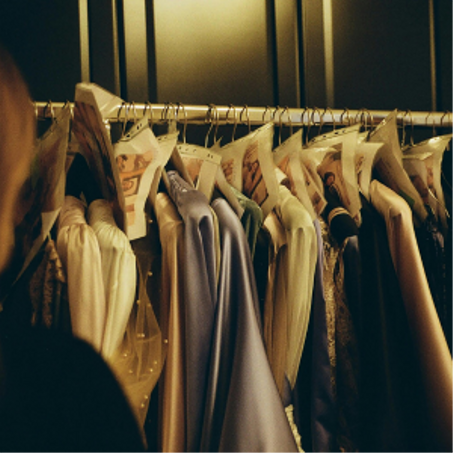 ملابس النساء