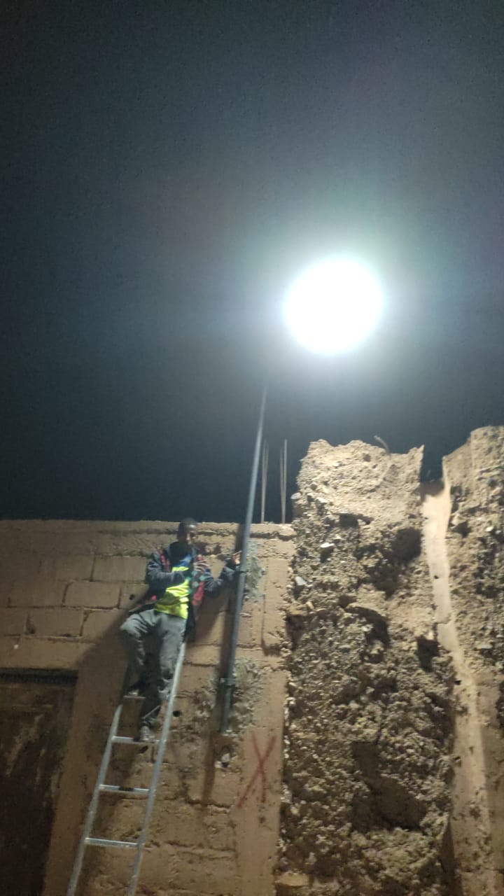 عرض2  مصابيح 400 واط
