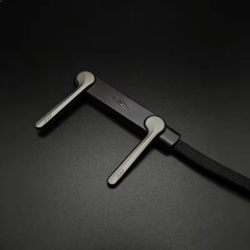 حامل هاتف قابل للطي MAX بقدرة 240 واط مع كابل بيانات | شحن سريع مزدوج Type-C، كابل مضفّر، متوافق مع عدة هواتف، ونقل بيانات USB.