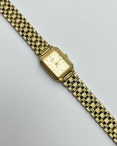 كلاسيكية – Seiko Gold Plated Square Dial