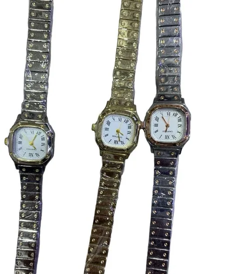 الساعات النسائية