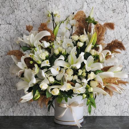 Élégance Blanche et Naturelle