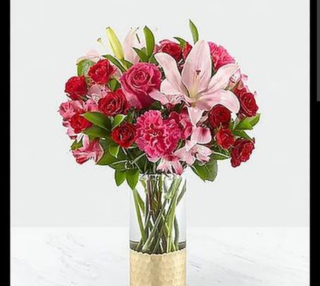 Bouquet Passion & Tendresse – Roses, Lys