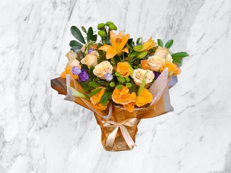 Bienvenue Bébé – Bouquet Douceur Orange & Lilas