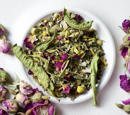 شاي و أعشاب