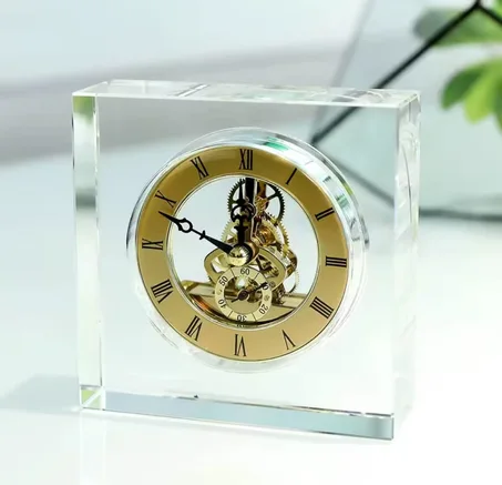 Horloge Crystal chic opérationnel