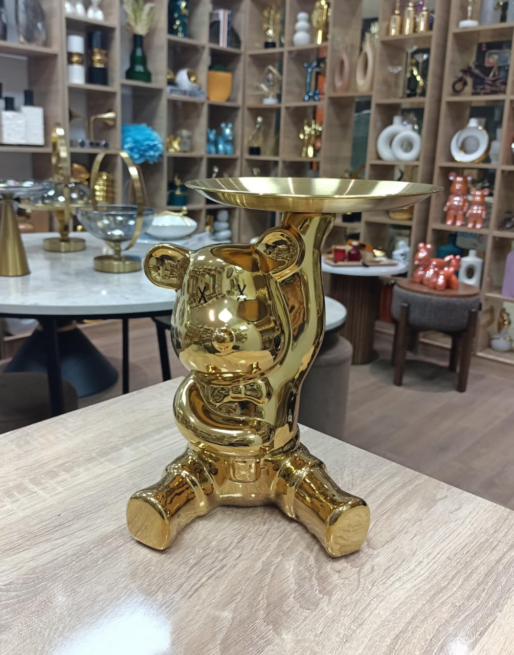 Vide poche en porcelaine doré