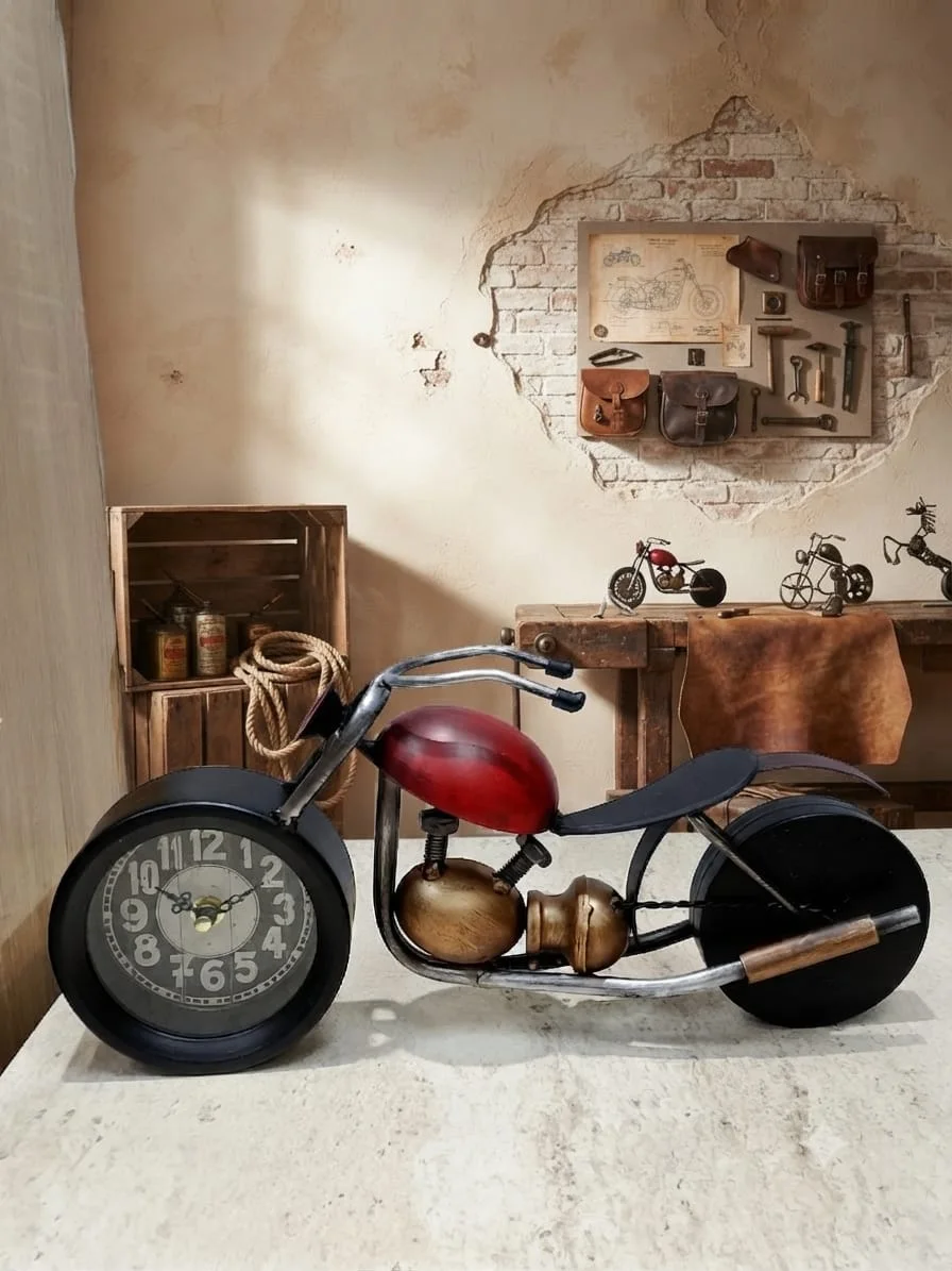Horloge de Bureau Sculpturale 