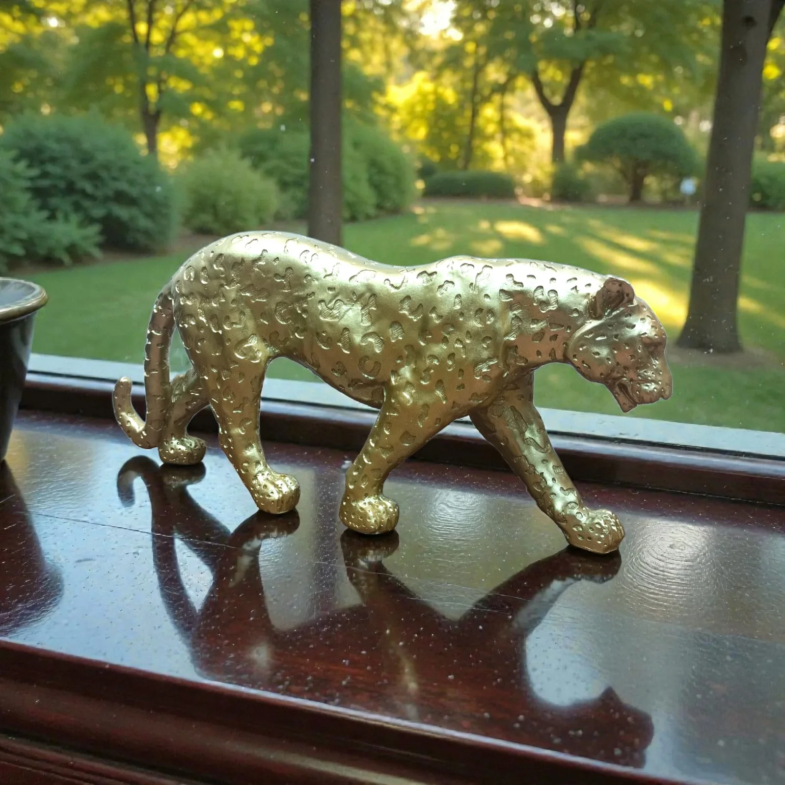 Jaguar décoratif doré ( disponible en 4 tailles )