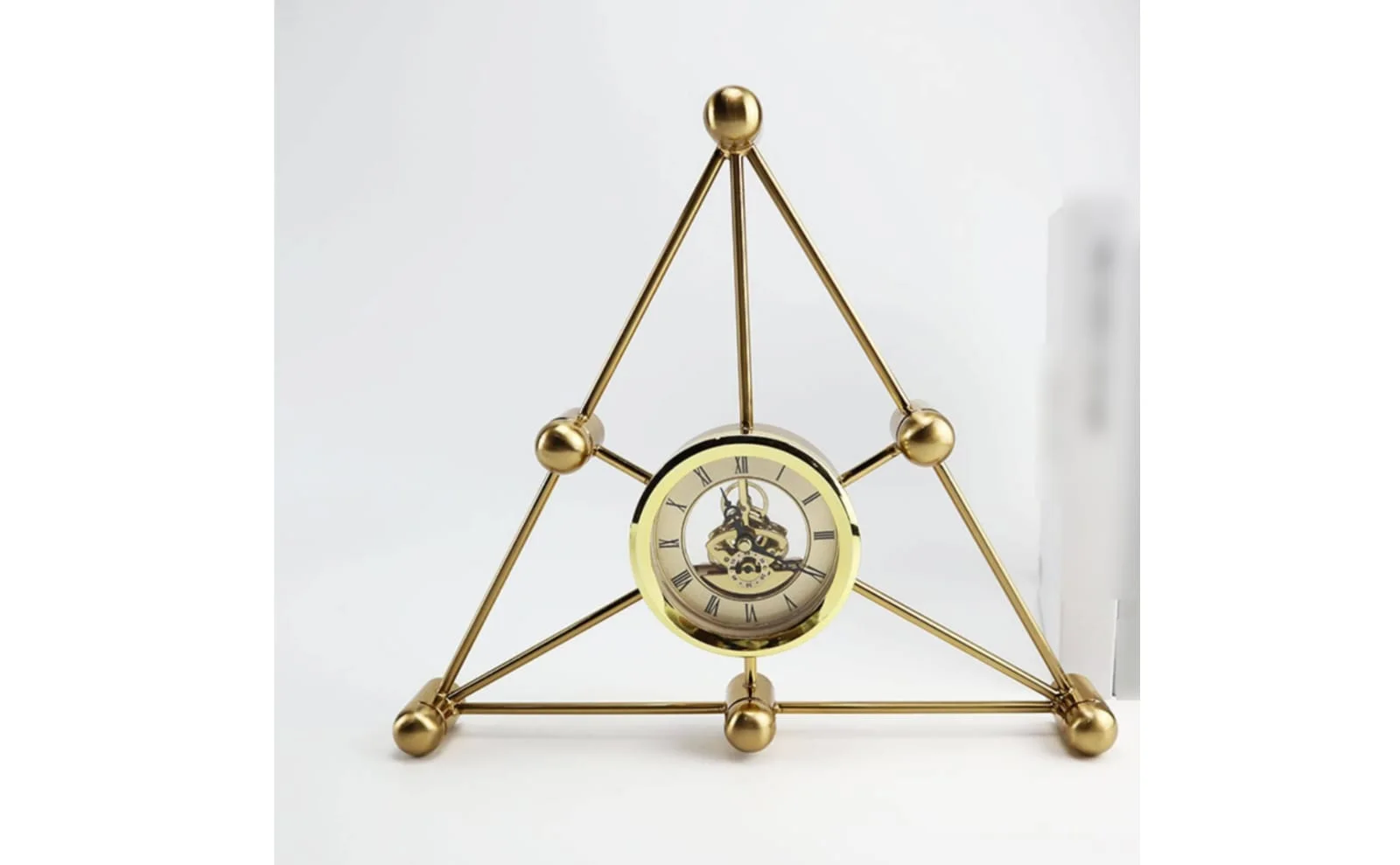 Horloge Pyramidale Design Sculptural & Vintage