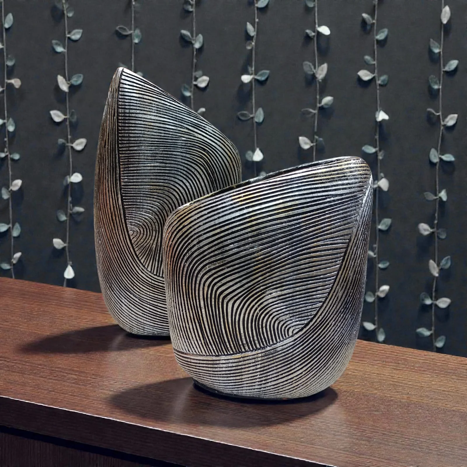 Deux vases décoratif