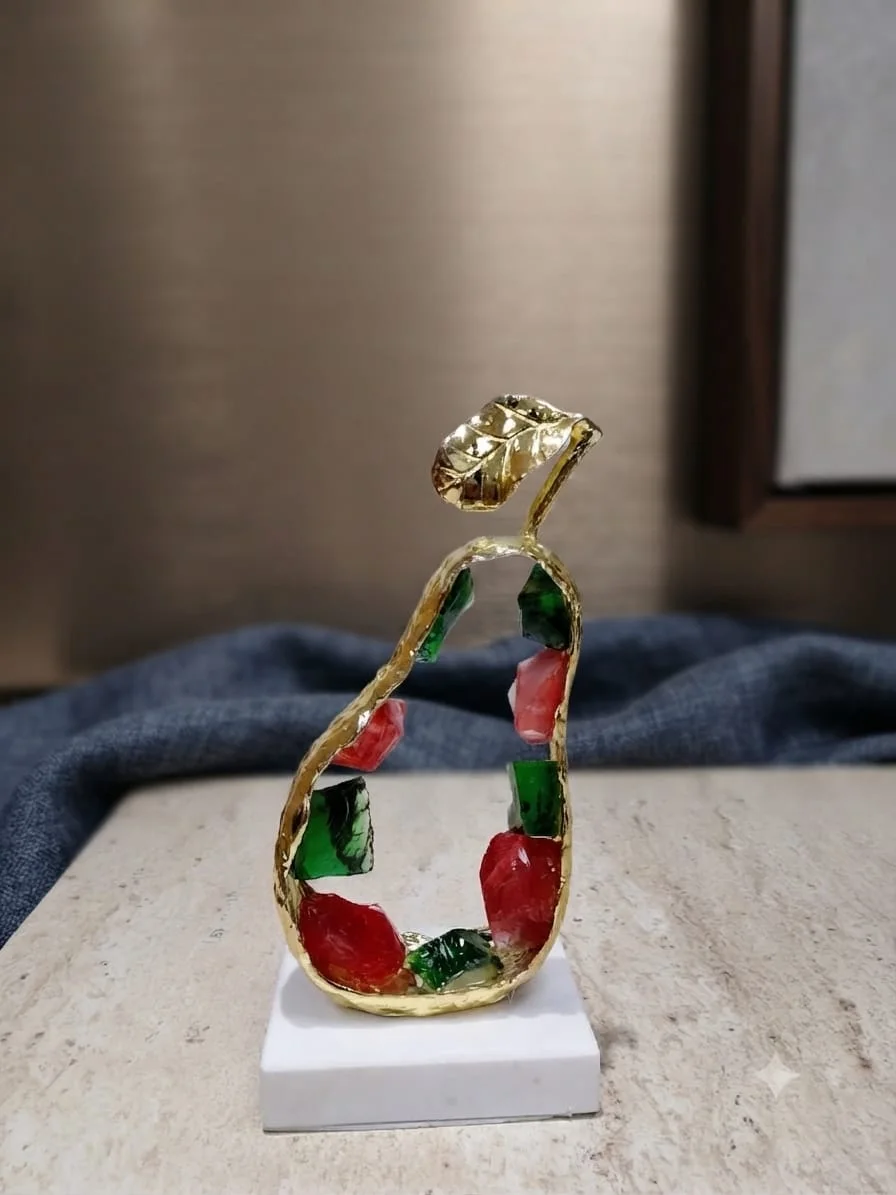 Sculpture de fruits poire en métal et cristal k9