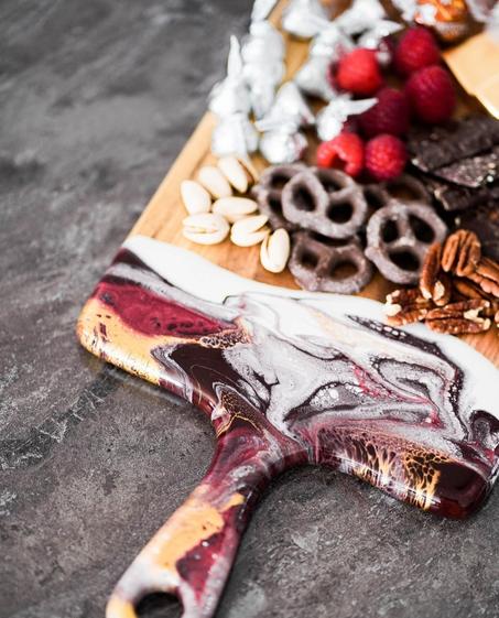 أطباق تقديم من الأكاسيا