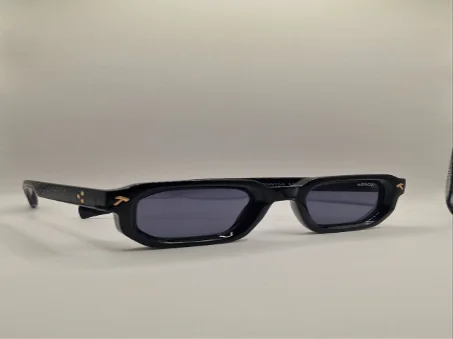MOSCOT