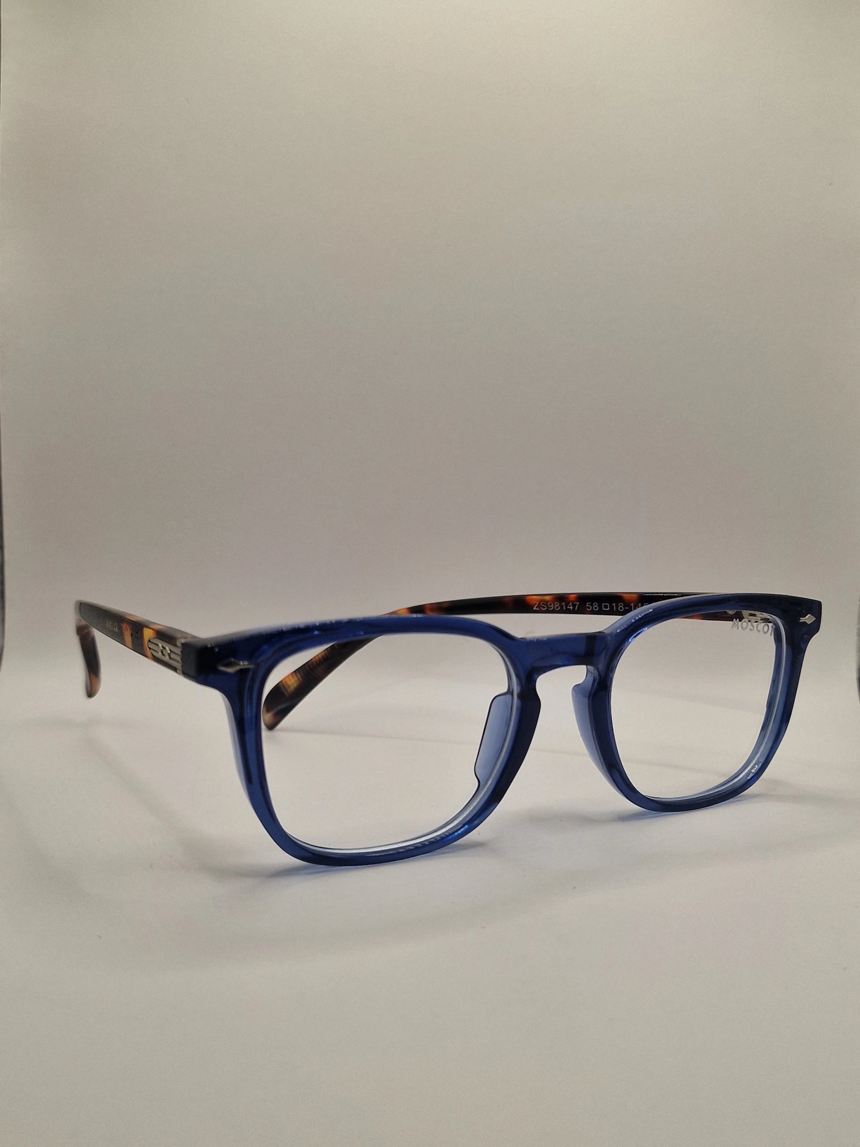 MOSCOT